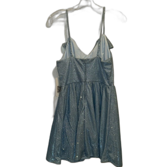 Emerald Sundae Prom Dress - Picture 2 of 3